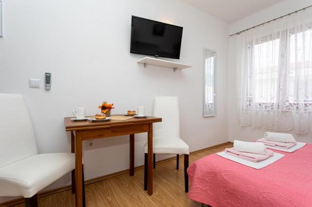 Apartment Marinko *